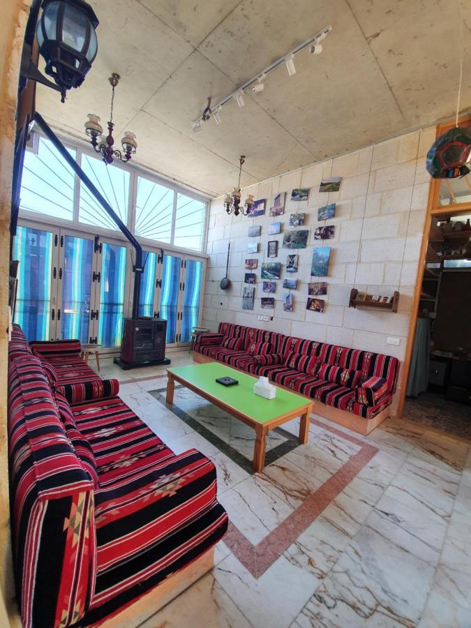 Damask Rose, Lebanese Guest House ジュニエ エクステリア 写真
